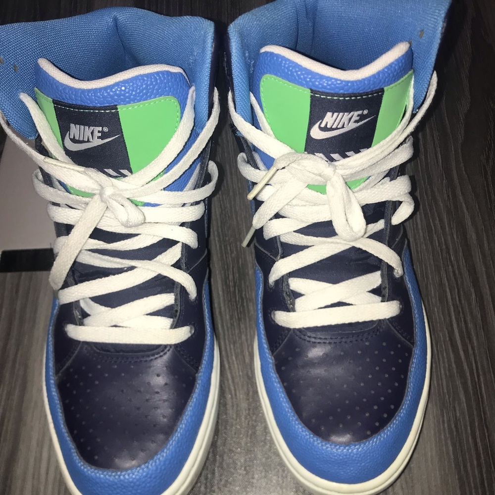 Vintage Men Nike Air Top Shoes